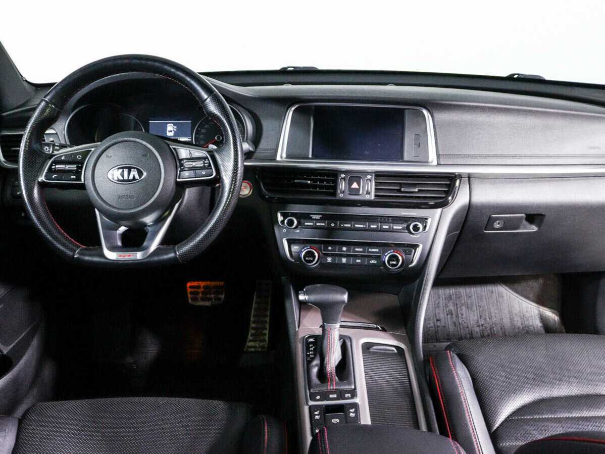 Купить Kia Optima с пробегом. Фото: #9