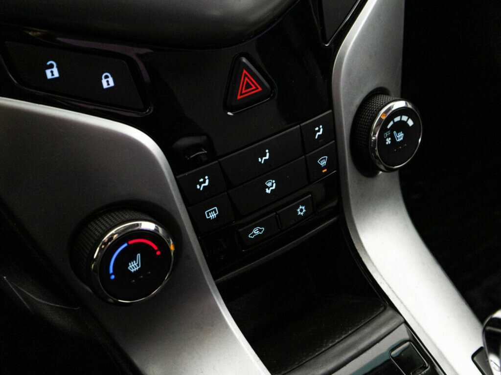 Купить Chevrolet Cruze с пробегом. Фото: #13
