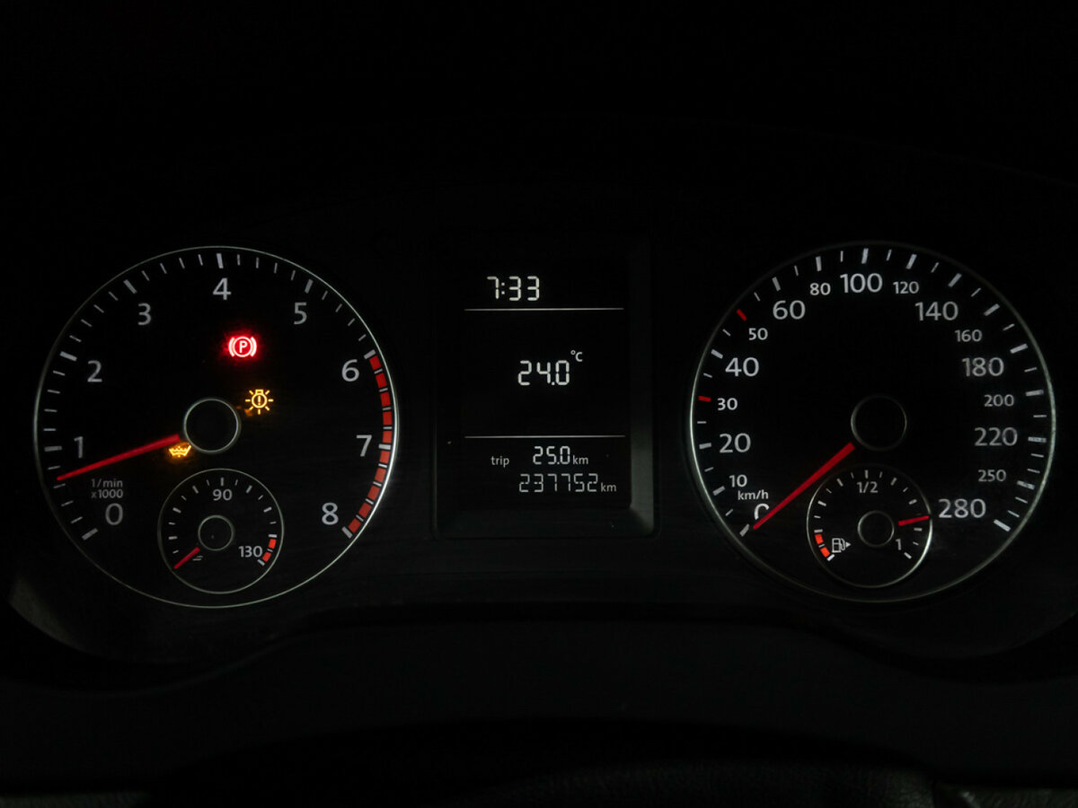Купить Volkswagen Jetta с пробегом. Фото: #11