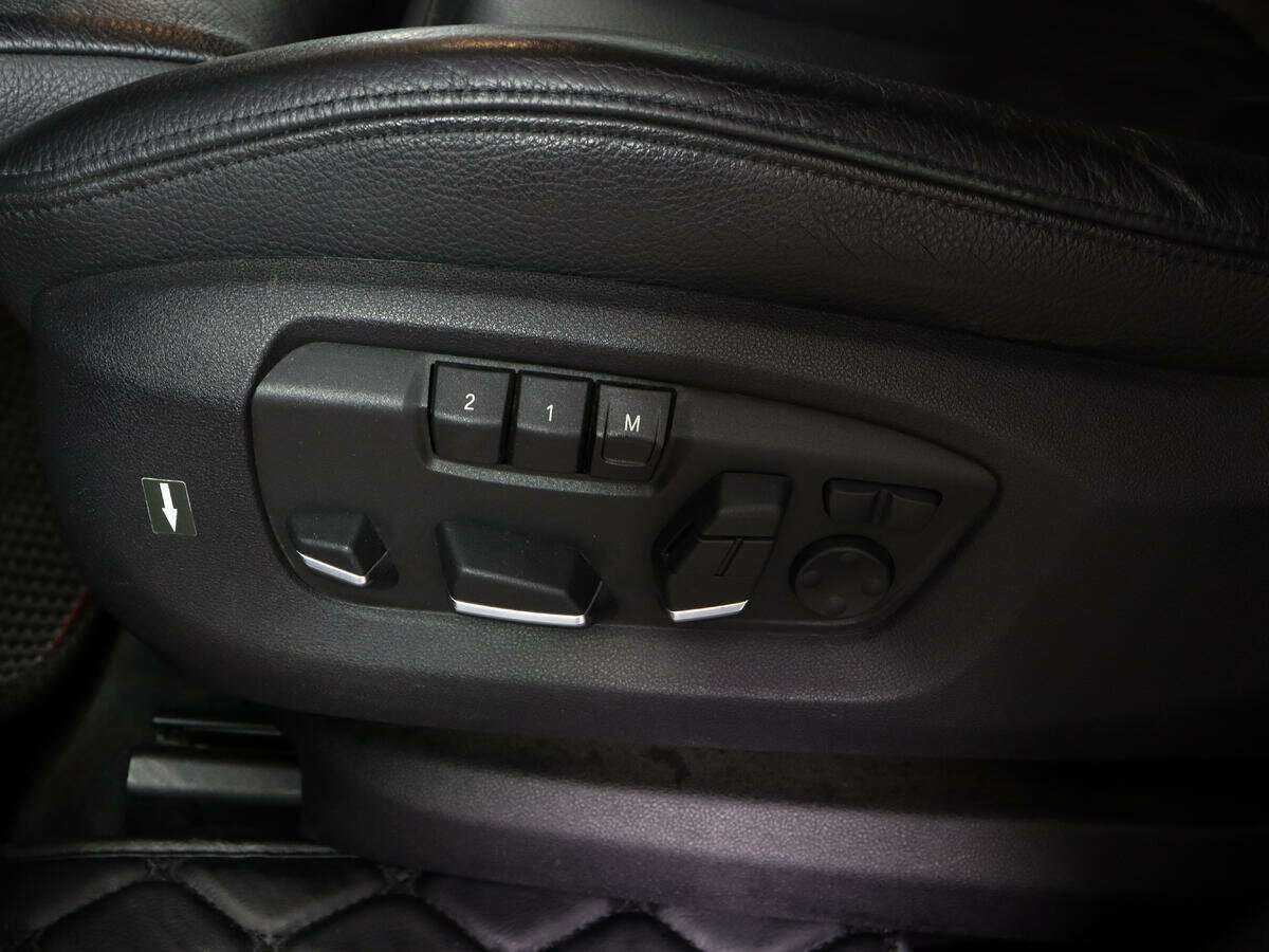 Купить BMW X5 с пробегом. Фото: #17