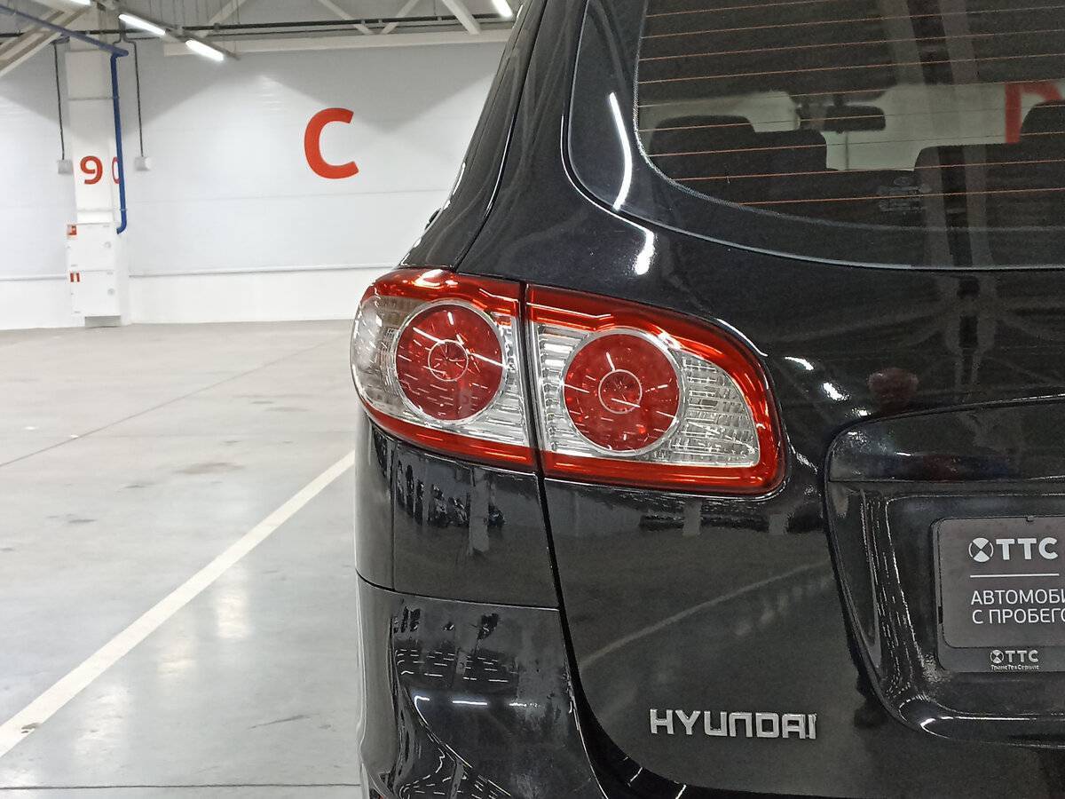 Купить Hyundai Santa Fe с пробегом. Фото: #8