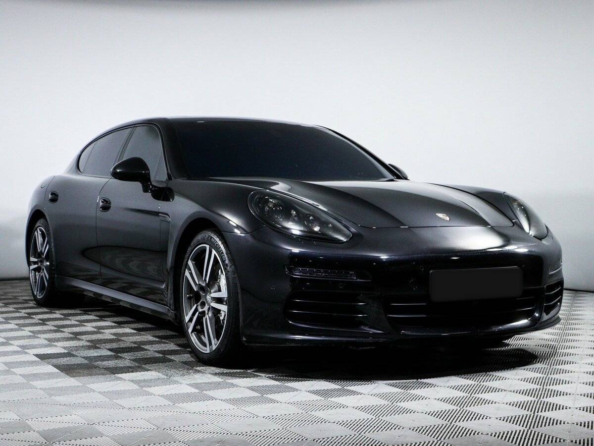 Купить Porsche Panamera с пробегом. Фото: #2