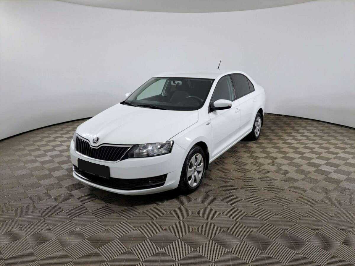 Купить Skoda Rapid с пробегом. Посмотреть фото
