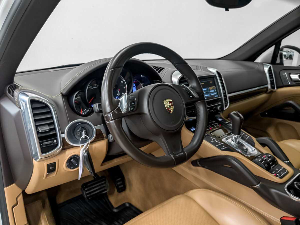 Купить Porsche Cayenne с пробегом. Фото: #15
