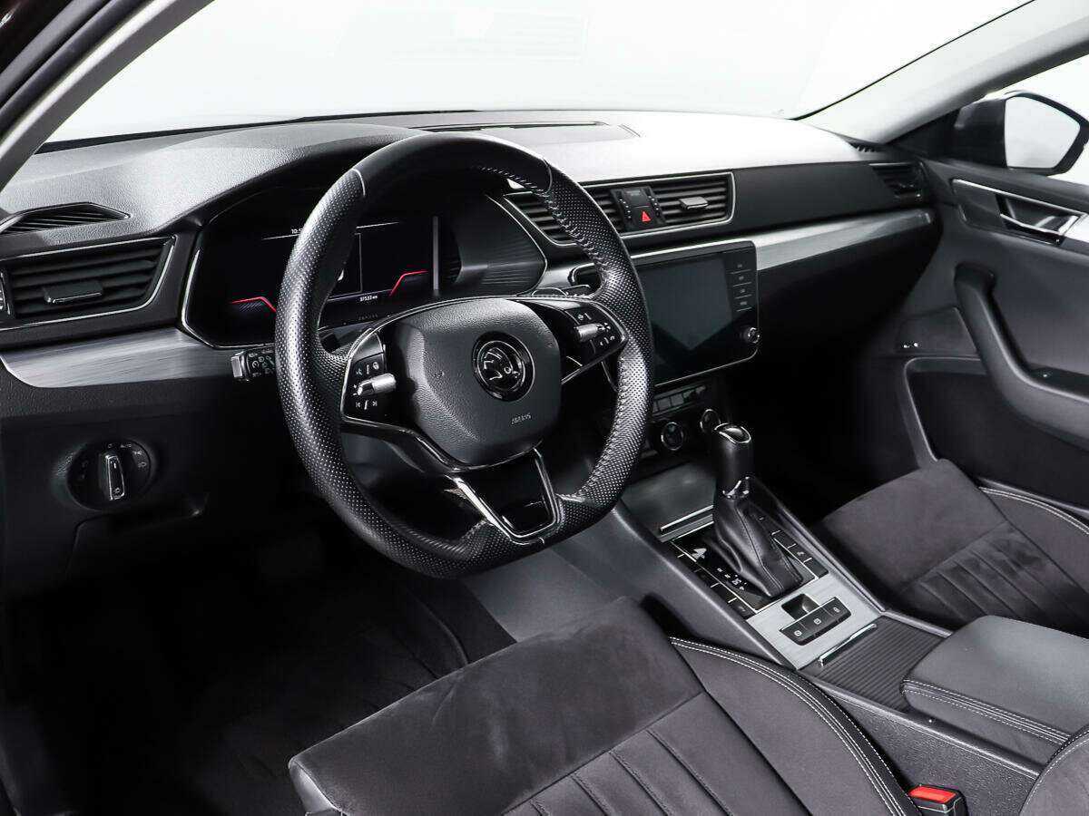 Купить Skoda Superb с пробегом. Фото: #12