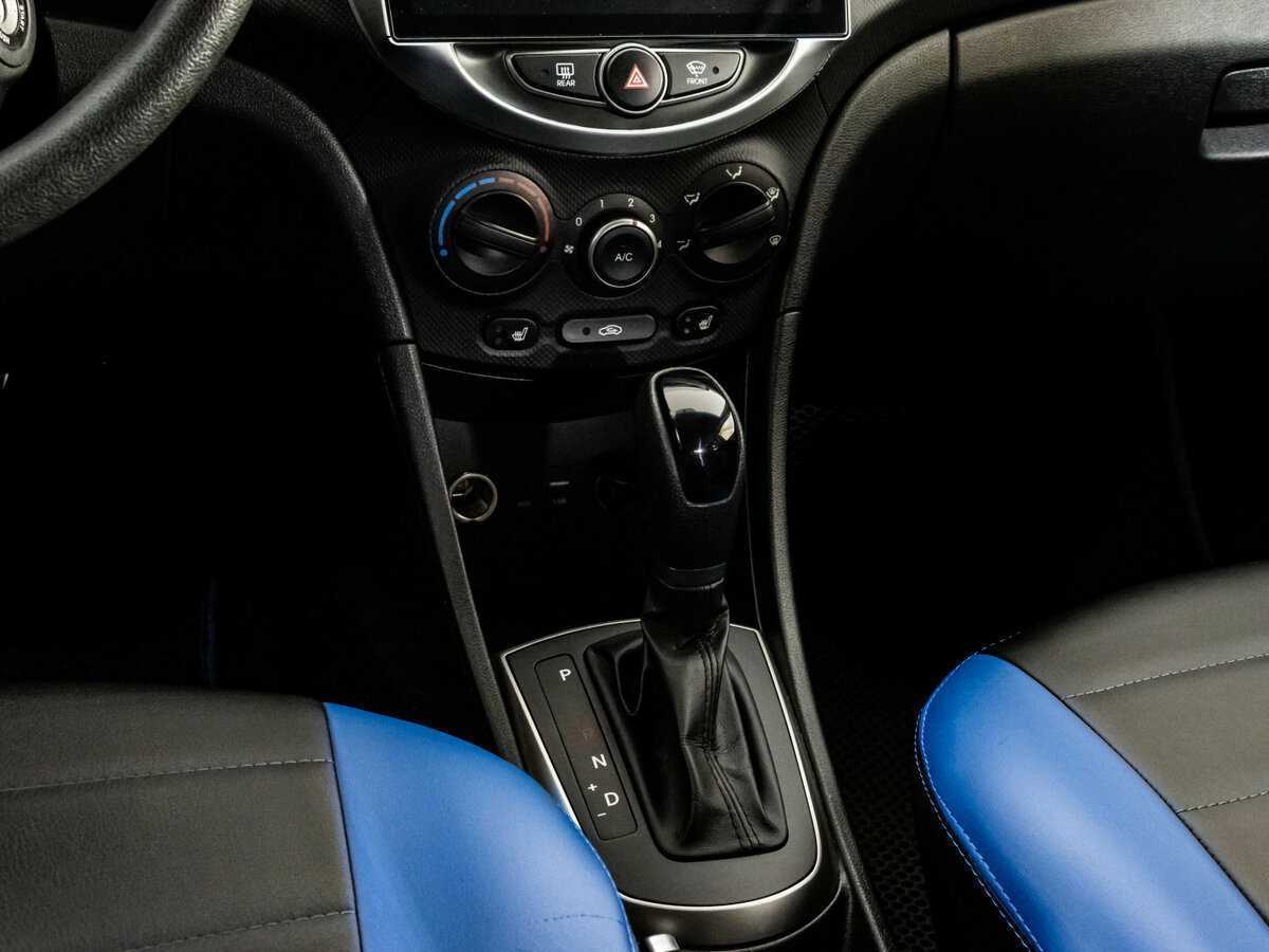 Купить Hyundai Solaris с пробегом. Фото: #13