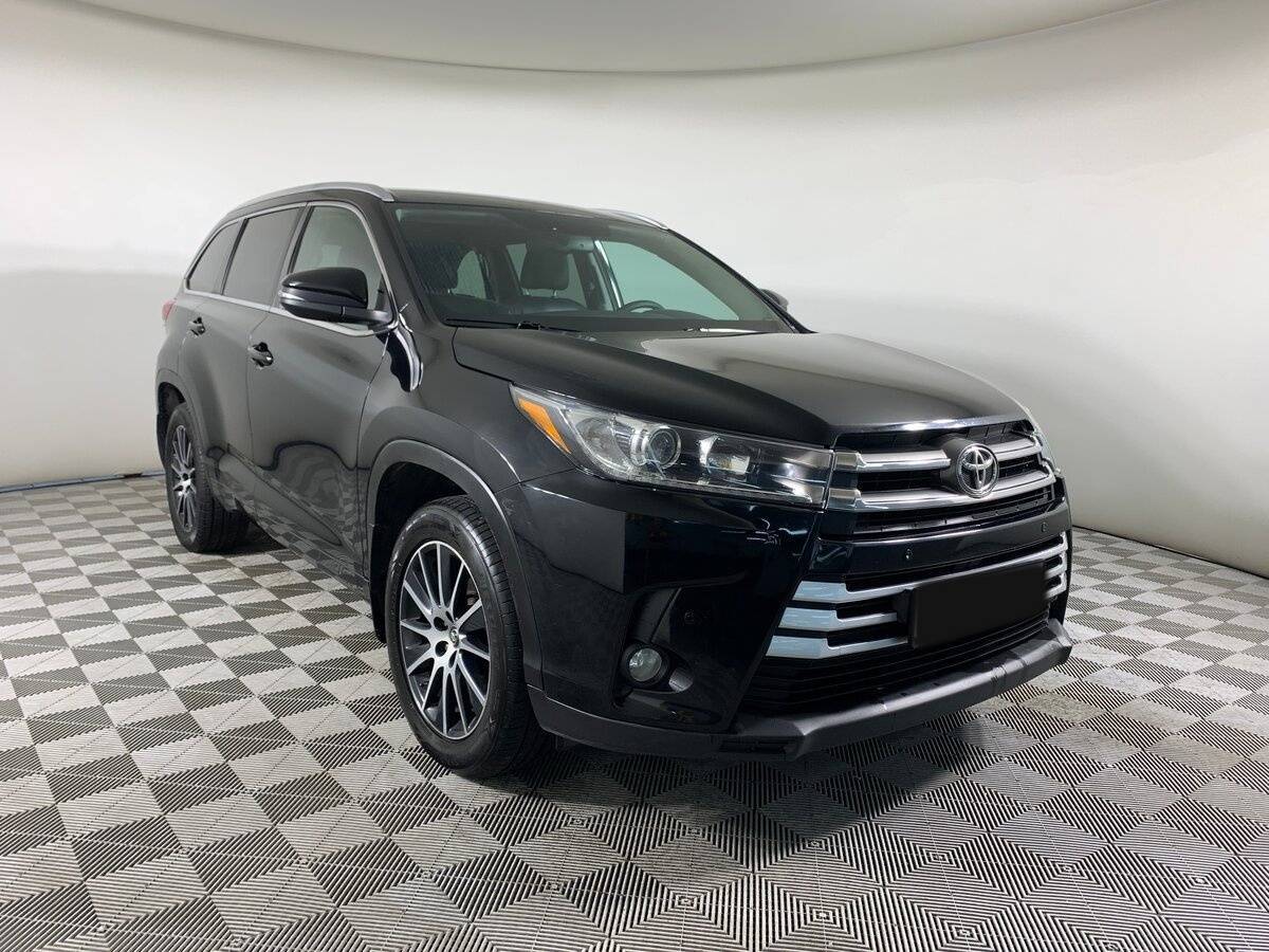 Купить Toyota Highlander с пробегом. Фото: #2