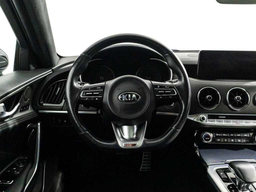 Купить Kia Stinger с пробегом. Фото: #21