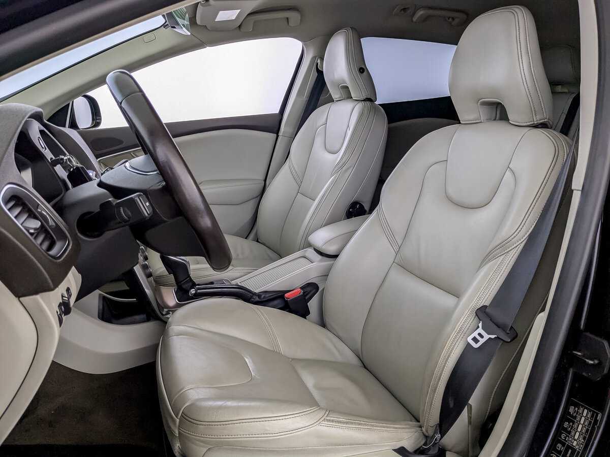 Купить Volvo V40 с пробегом. Фото: #19