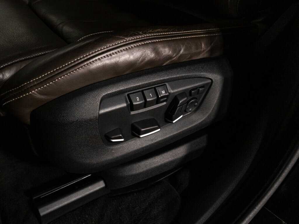 Купить BMW X5 с пробегом. Фото: #18