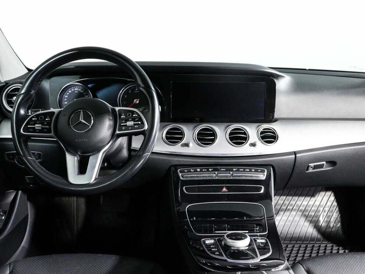 Купить Mercedes-Benz E-Класс с пробегом. Фото: #9