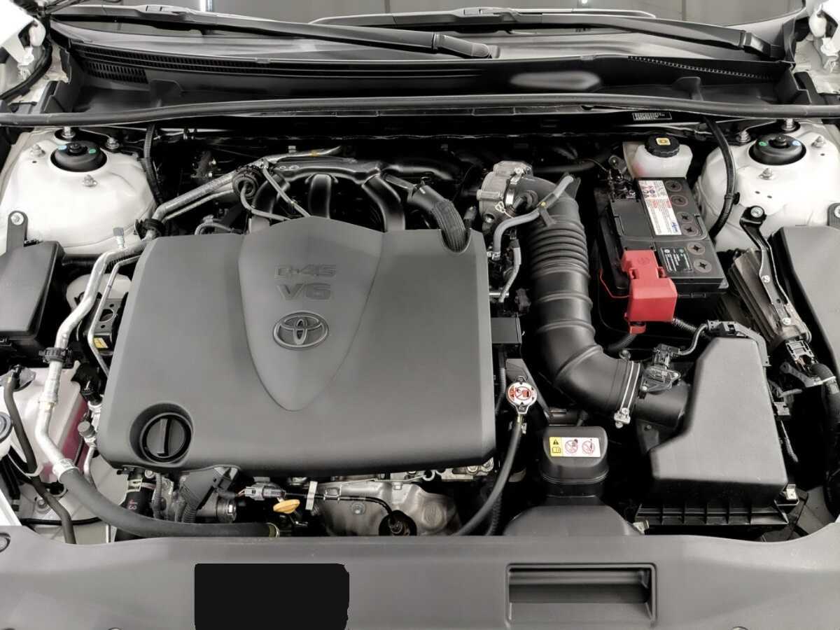 Купить Toyota Camry с пробегом. Фото: #8