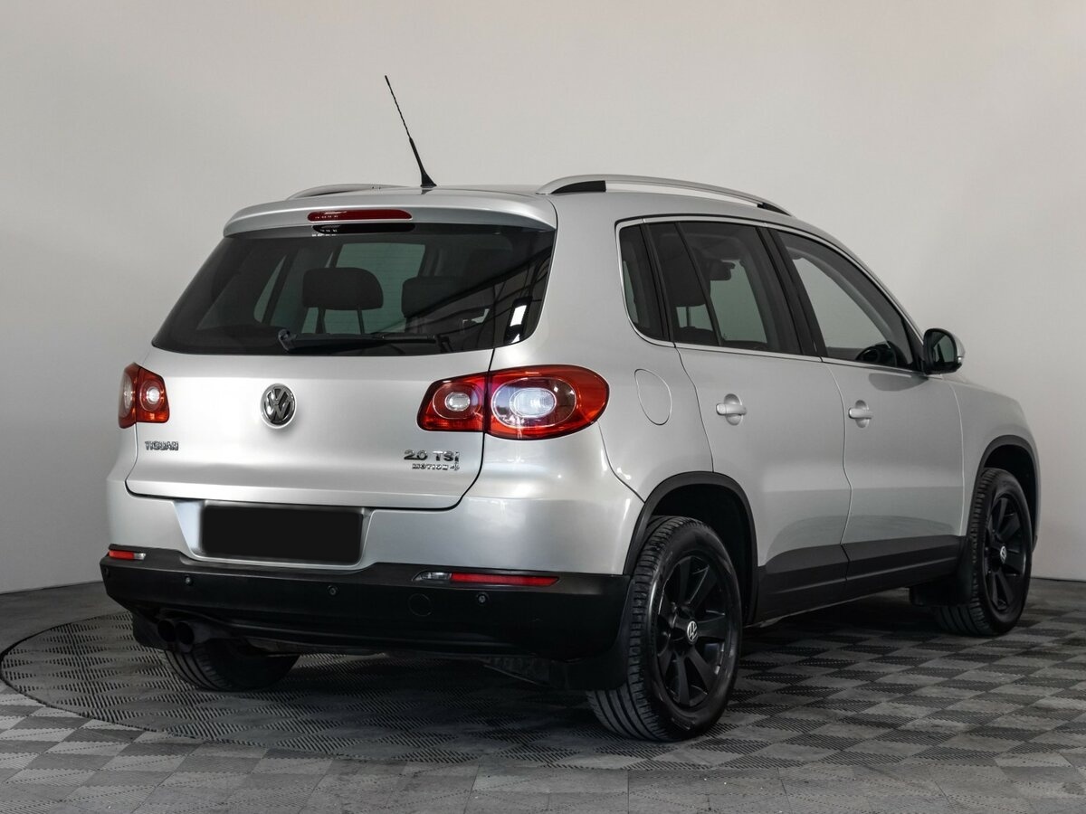 Купить Volkswagen Tiguan с пробегом. Фото: #3