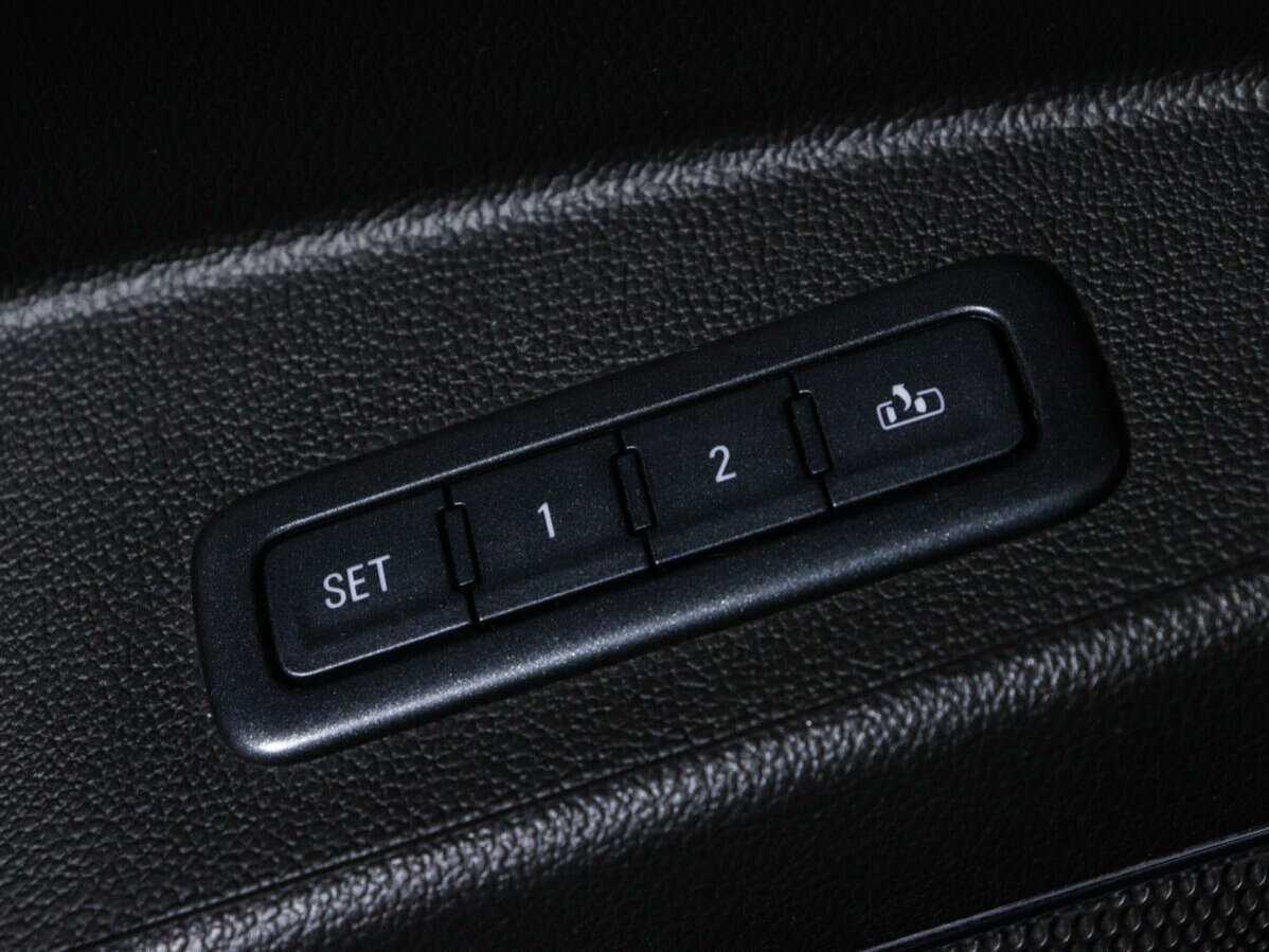 Купить Chevrolet Tahoe с пробегом. Фото: #19