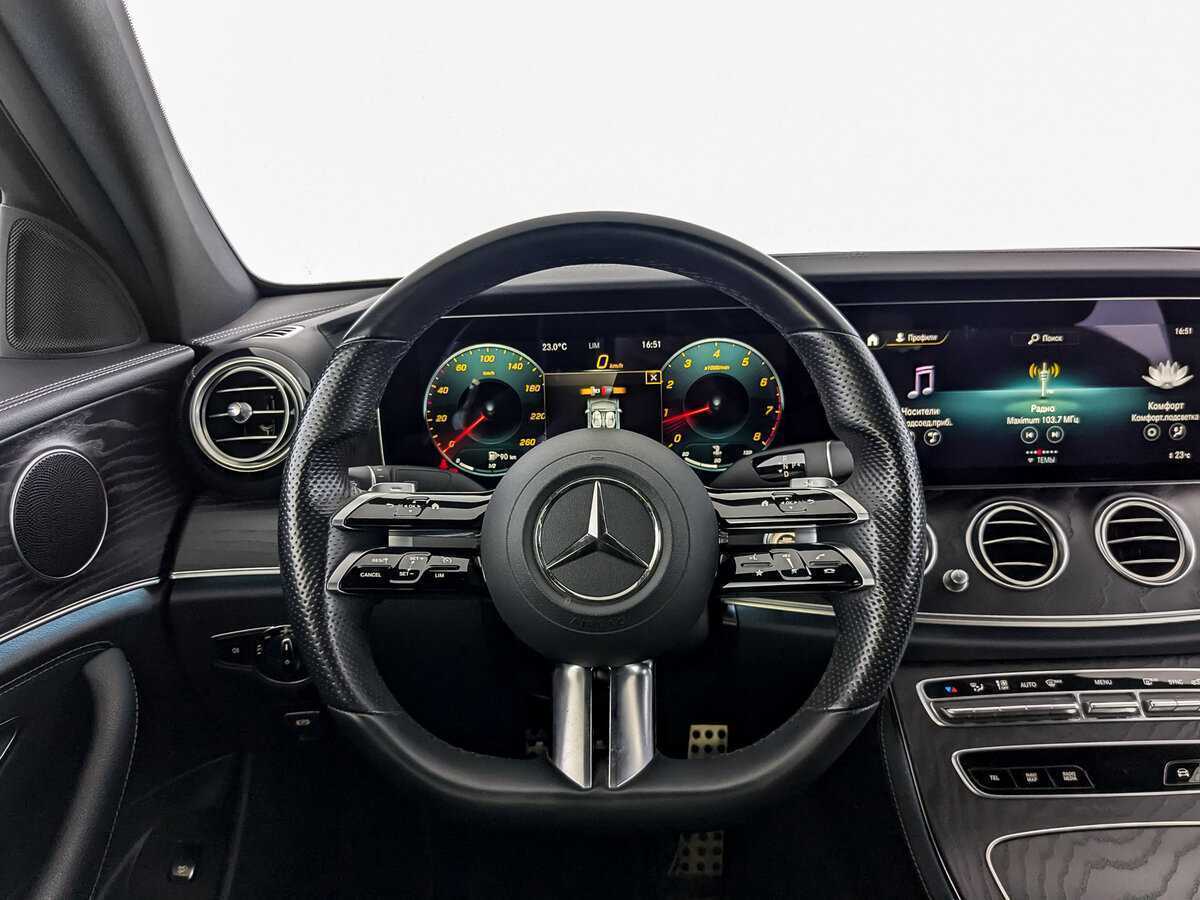 Купить Mercedes-Benz E-Класс с пробегом. Фото: #17