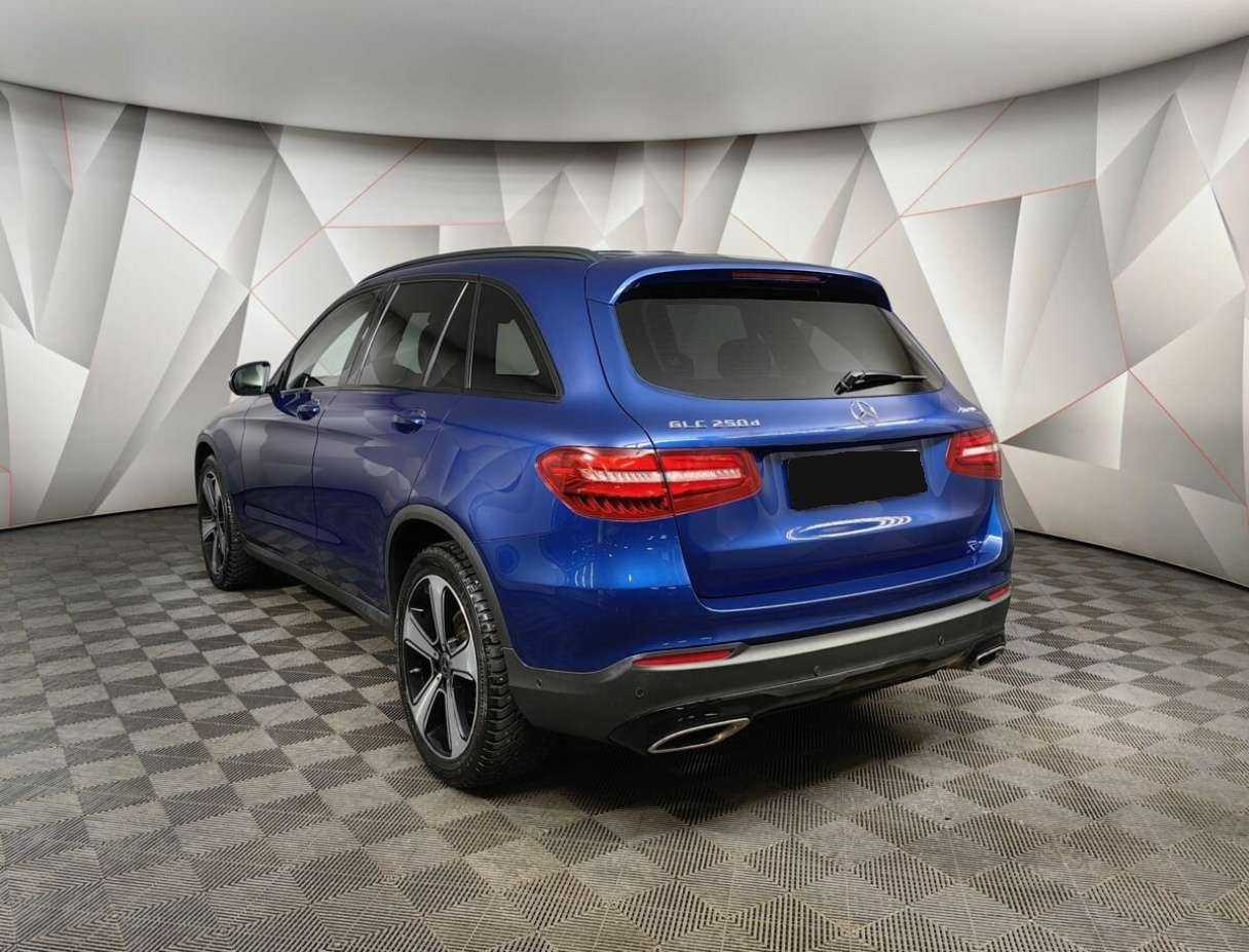 Купить Mercedes-Benz GLC с пробегом. Фото: #3