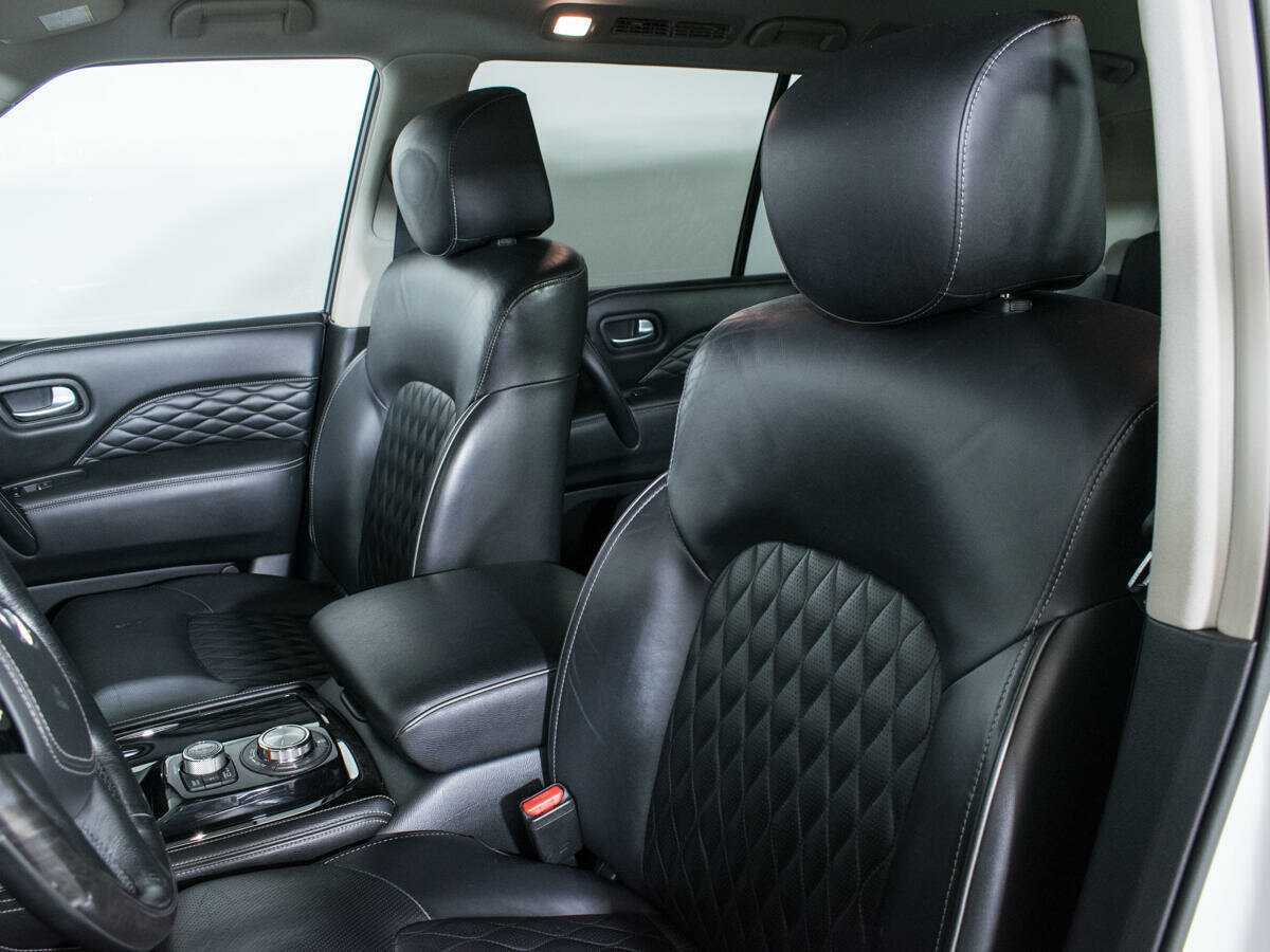 Купить Infiniti QX80 с пробегом. Фото: #12