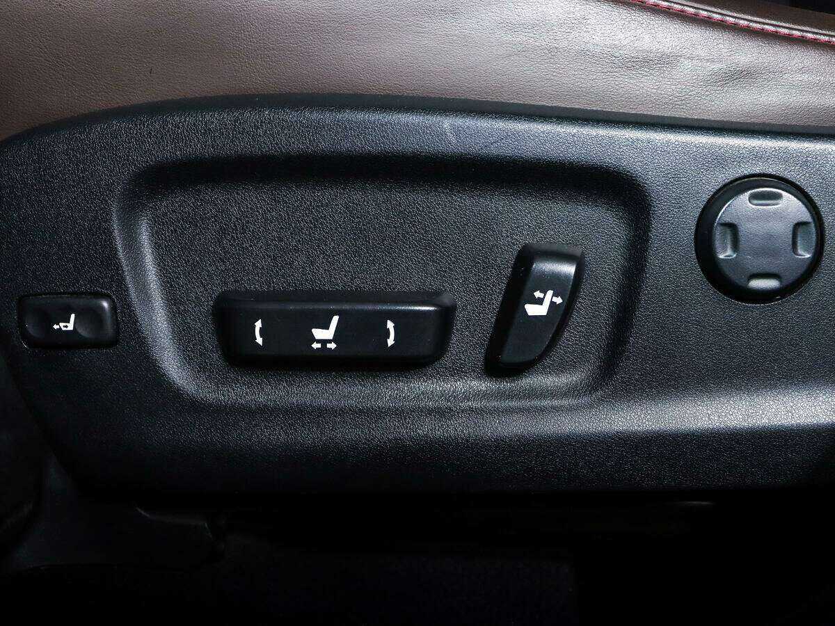 Купить Lexus RX с пробегом. Фото: #26