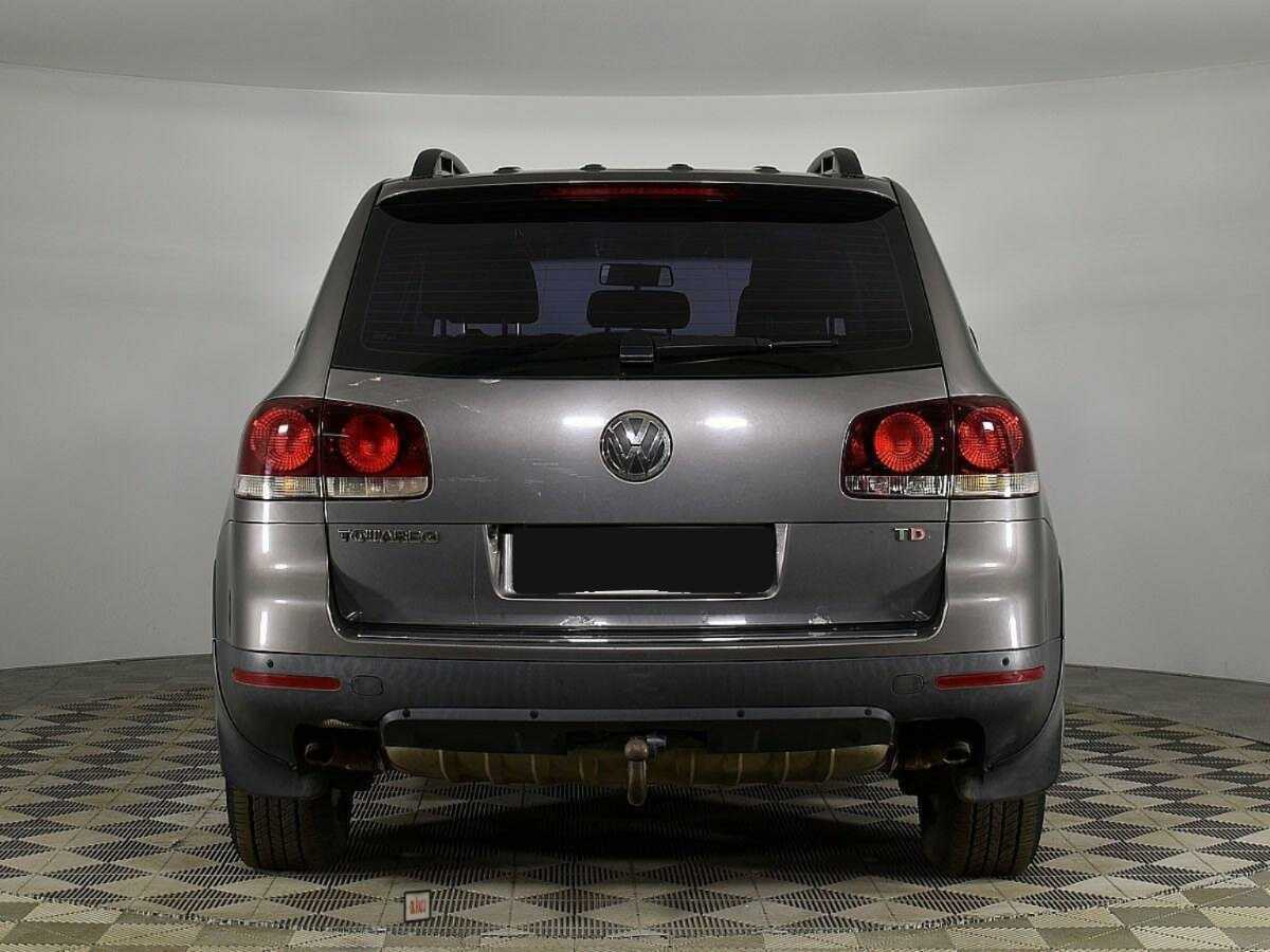 Купить Volkswagen Touareg с пробегом. Фото: #3