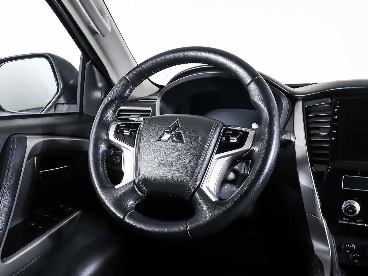 Купить Mitsubishi Pajero Sport с пробегом. Фото: #15