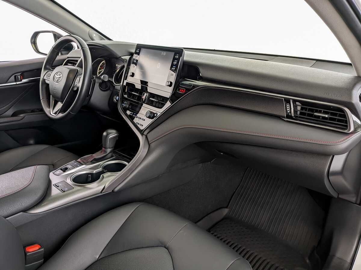 Купить Toyota Camry с пробегом. Фото: #8