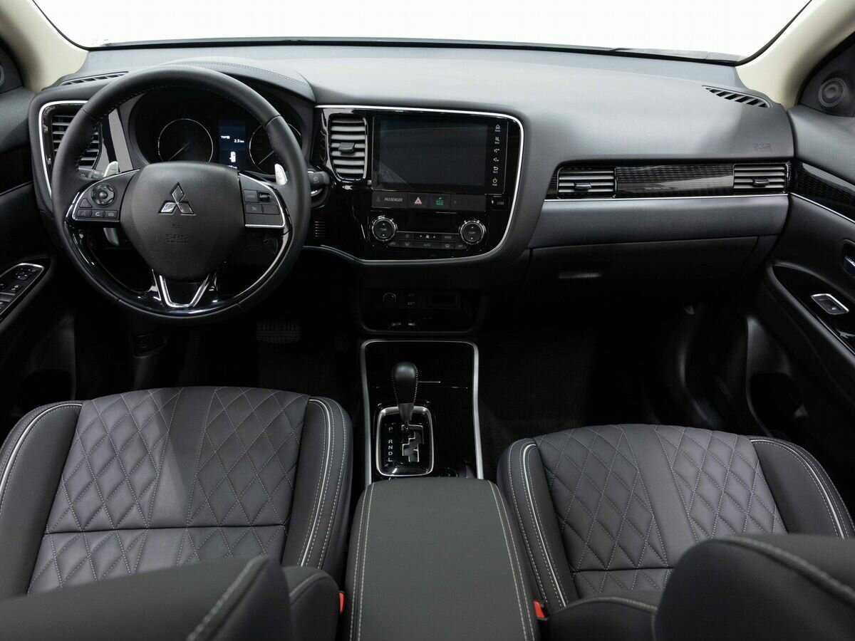 Купить Mitsubishi Outlander с пробегом. Фото: #15