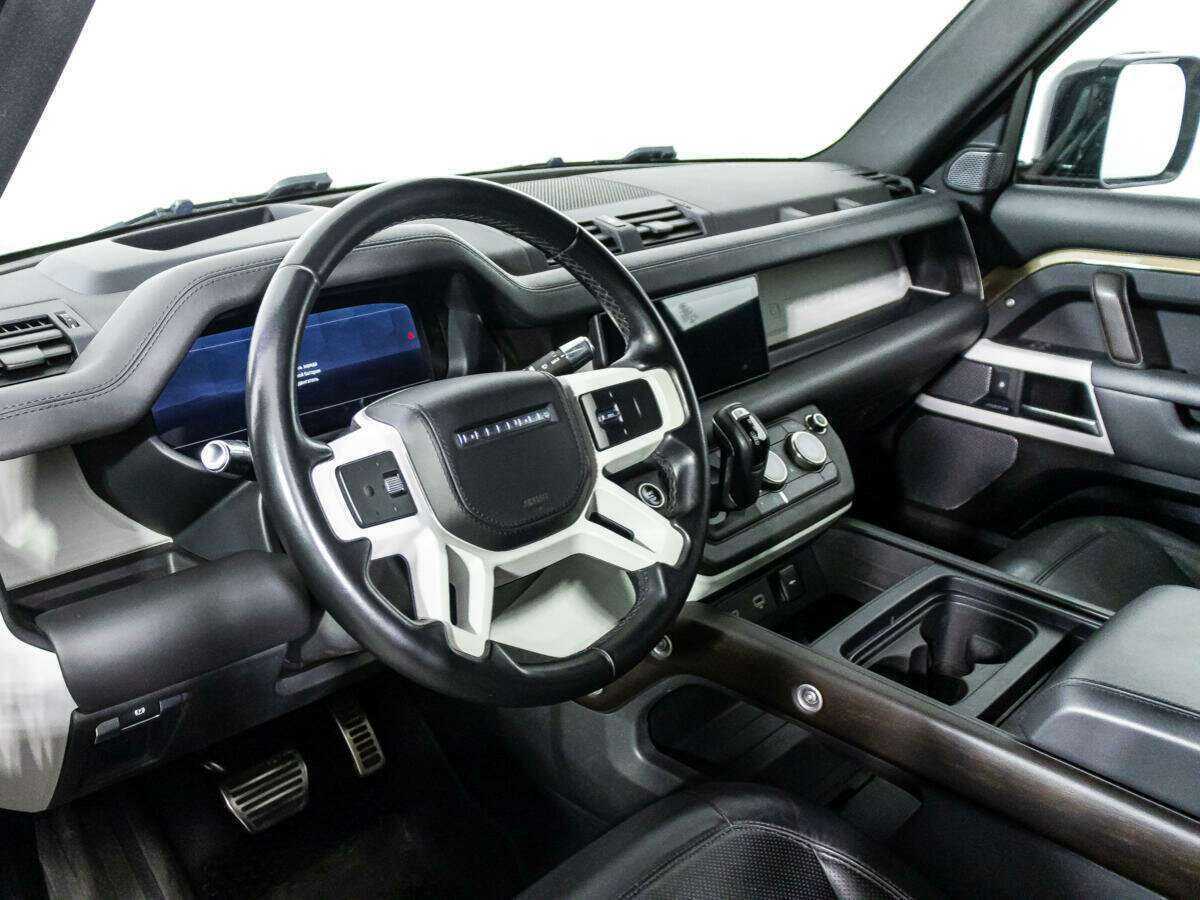 Купить Land Rover Defender с пробегом. Фото: #9