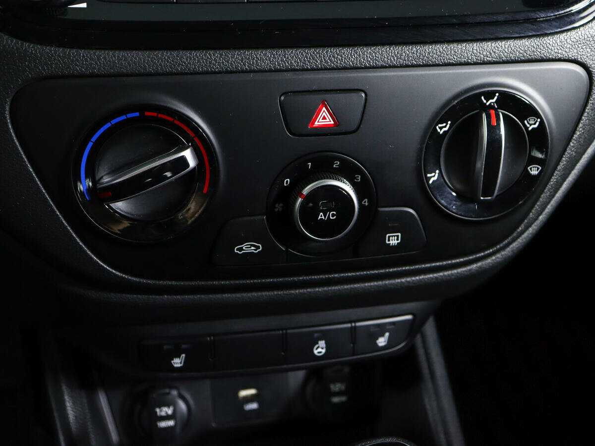 Купить Hyundai Solaris с пробегом. Фото: #15