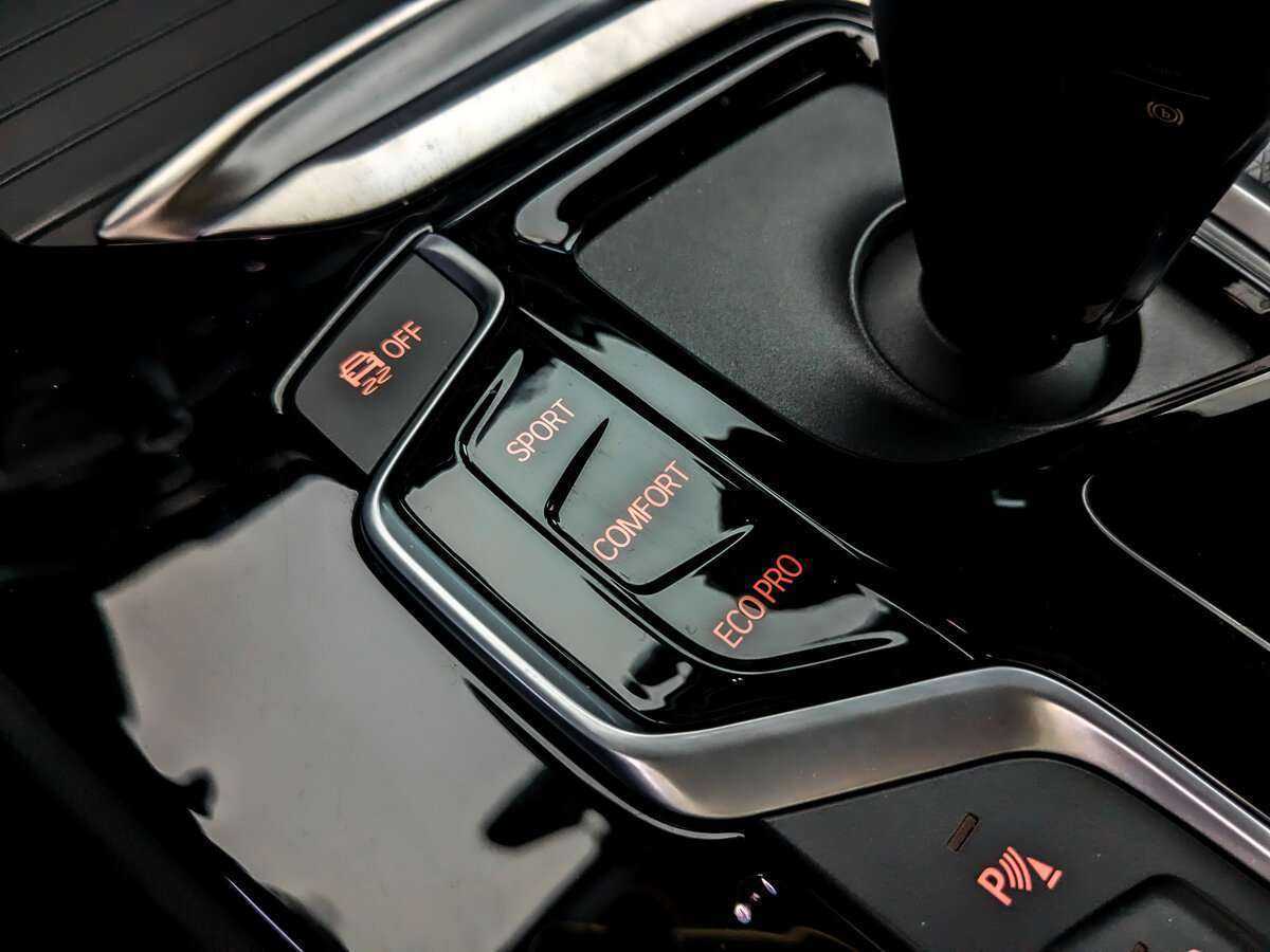 Купить BMW X3 с пробегом. Фото: #24