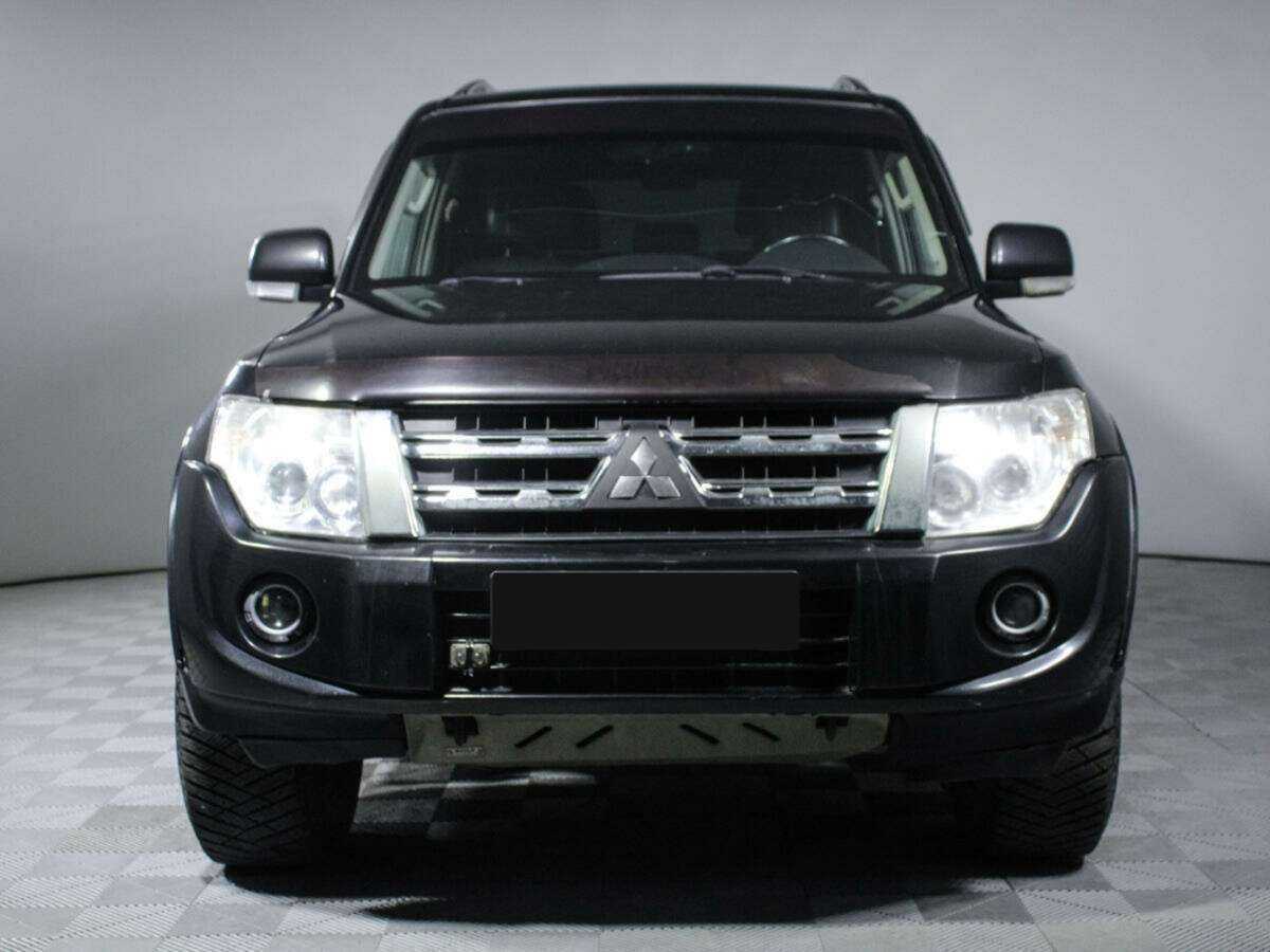 Купить Mitsubishi Pajero с пробегом. Фото: #1