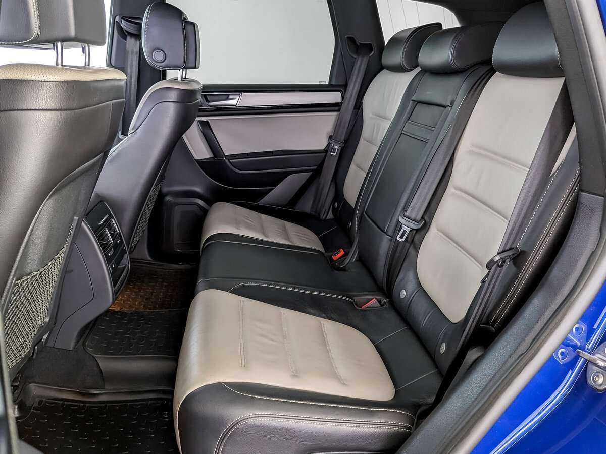 Купить Volkswagen Touareg с пробегом. Фото: #9
