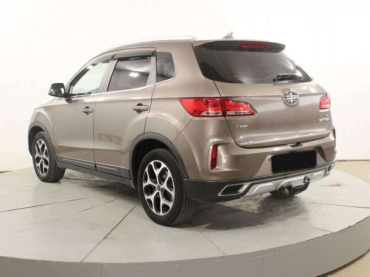Купить FAW Besturn X40 с пробегом. Фото: #2