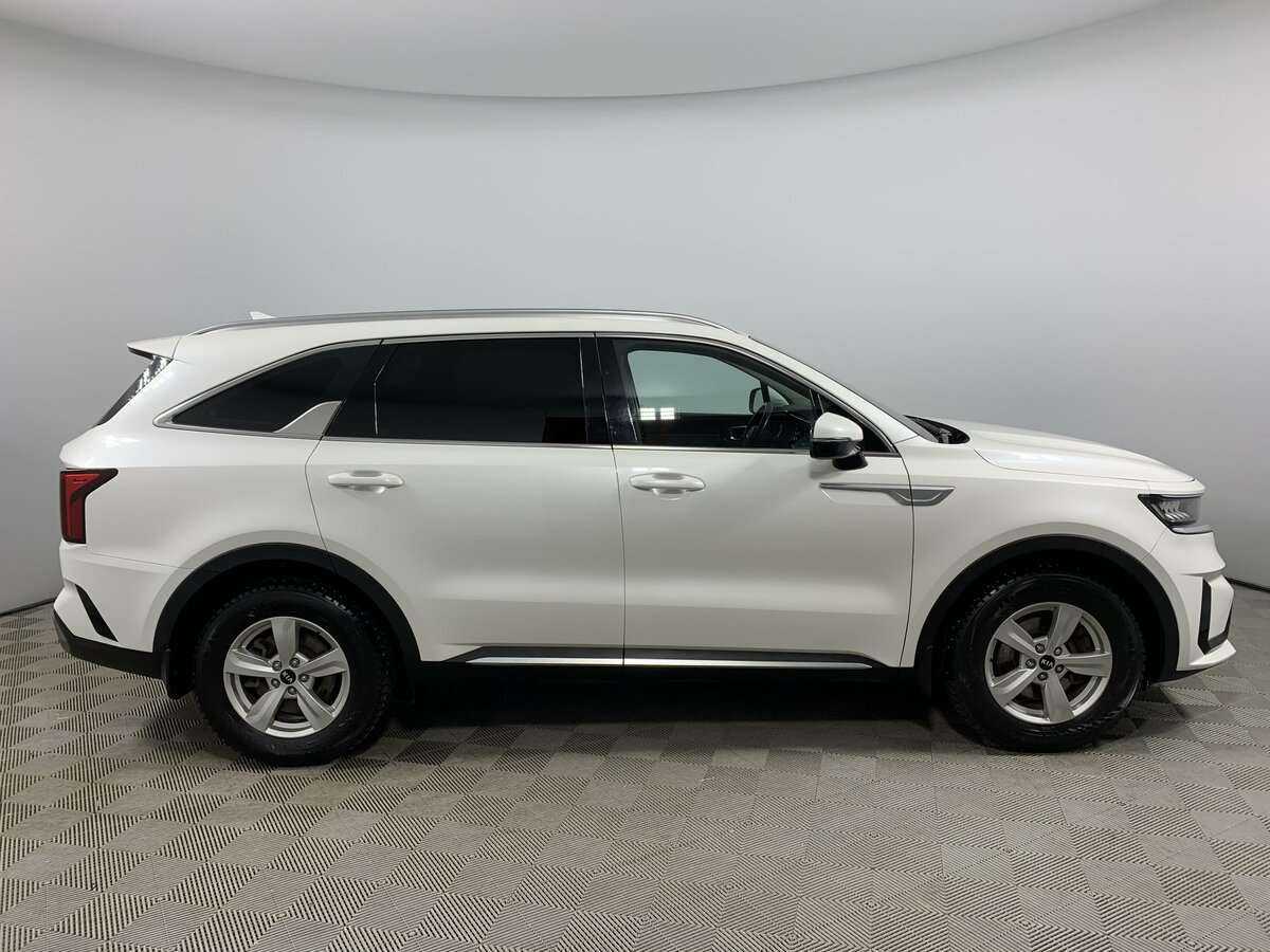 Купить Kia Sorento с пробегом. Фото: #3