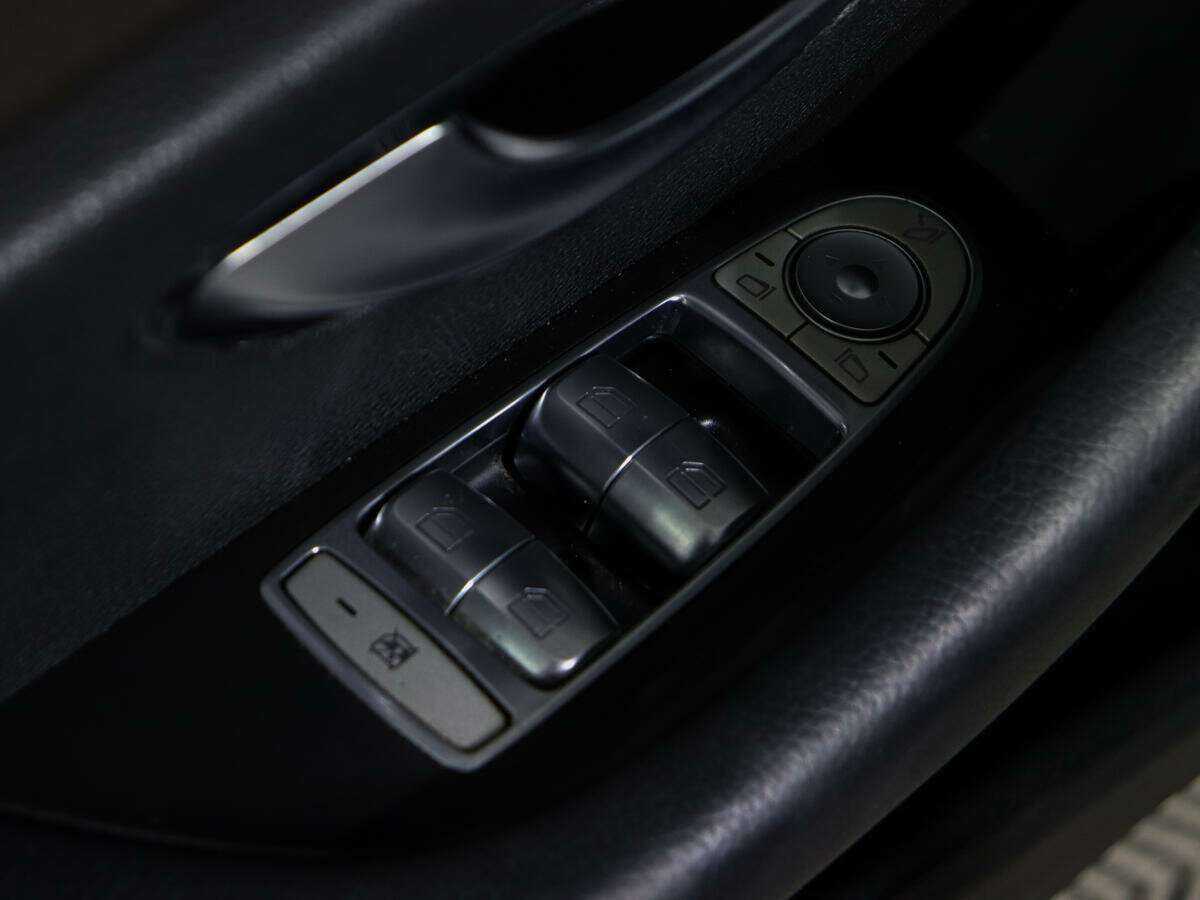 Купить Mercedes-Benz E-Класс с пробегом. Фото: #14