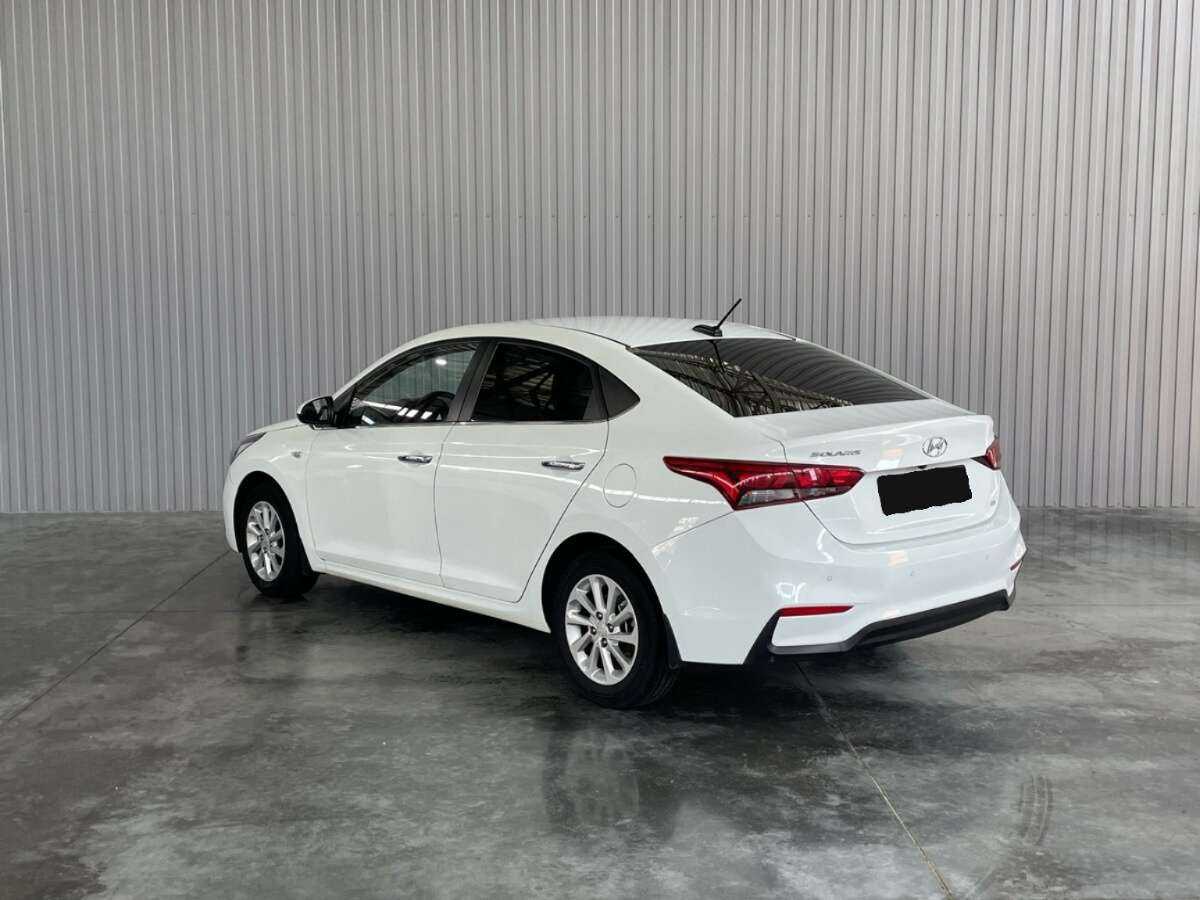 Купить Hyundai Solaris с пробегом. Фото: #6