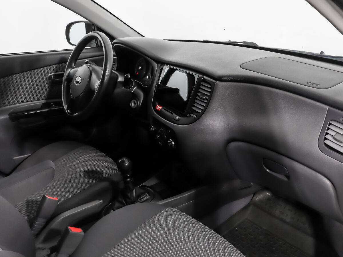 Купить Kia Rio с пробегом. Фото: #10
