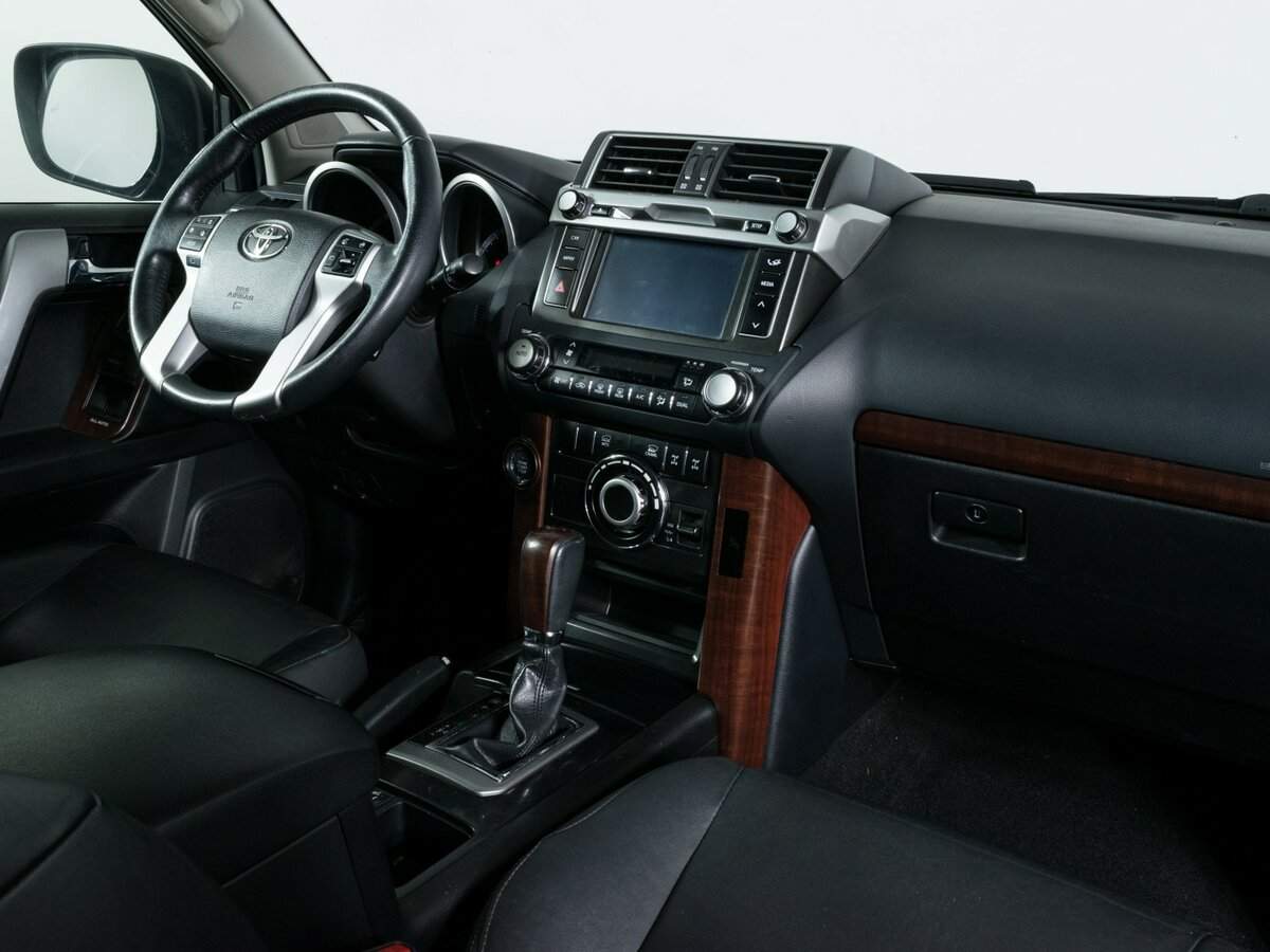 Купить Toyota Land Cruiser Prado с пробегом. Фото: #9