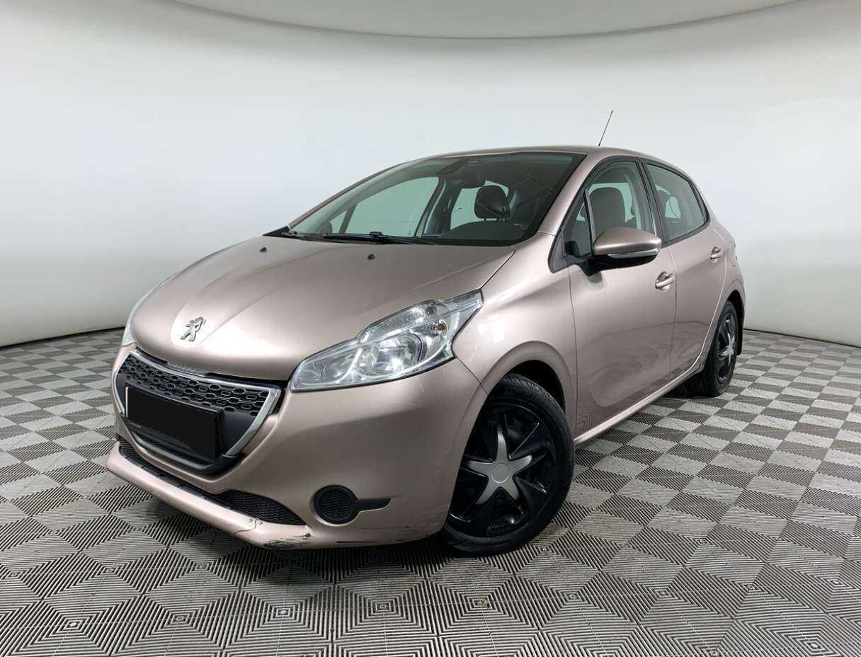 Купить Peugeot 208 с пробегом. Посмотреть фото