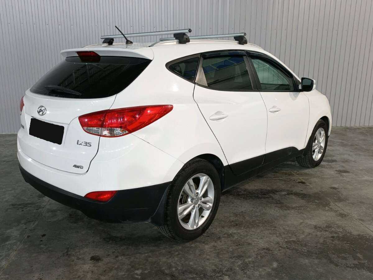 Купить Hyundai ix35 с пробегом. Фото: #4