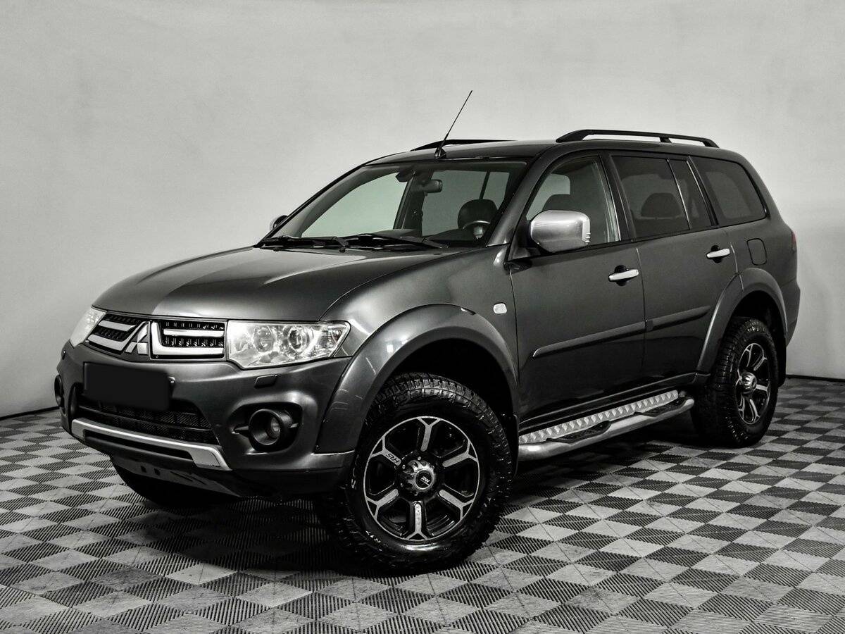 Купить Mitsubishi Pajero Sport с пробегом. Посмотреть фото