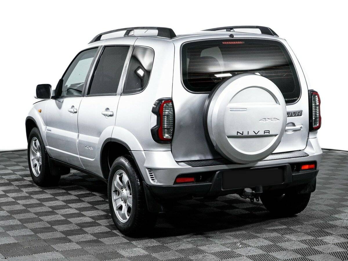 Купить Chevrolet Niva с пробегом. Фото: #6