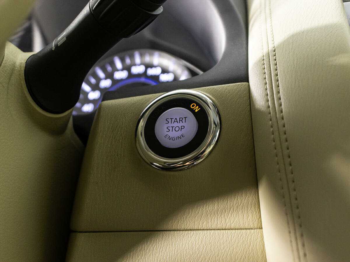 Купить Infiniti QX80 с пробегом. Фото: #18