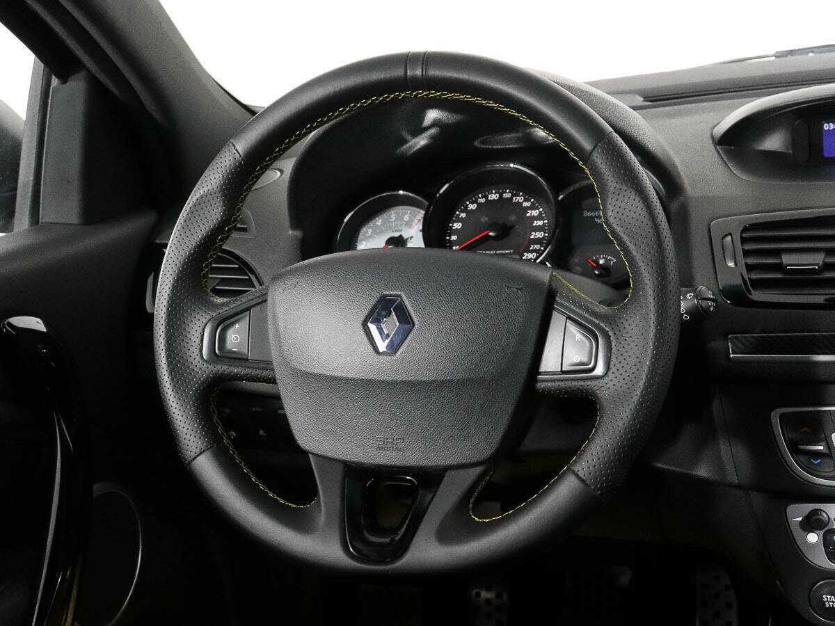 Купить Renault Megane RS с пробегом. Фото: #11