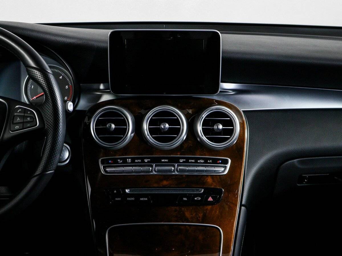 Купить Mercedes-Benz GLC с пробегом. Фото: #12