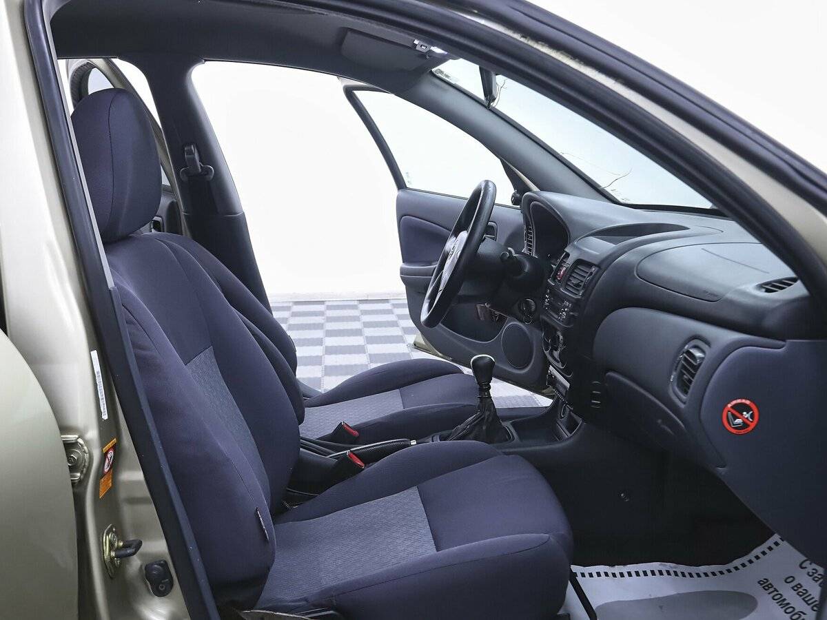 Купить Nissan Almera с пробегом. Фото: #10