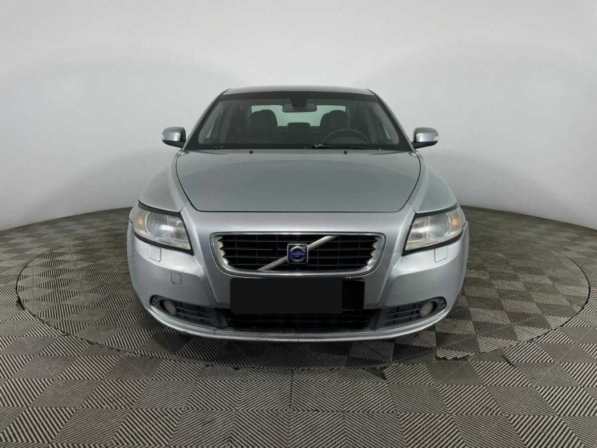 Купить Volvo S40 с пробегом. Фото: #1