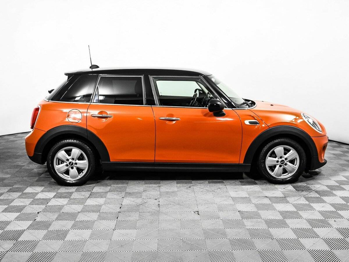 Купить Mini Hatch с пробегом. Фото: #3