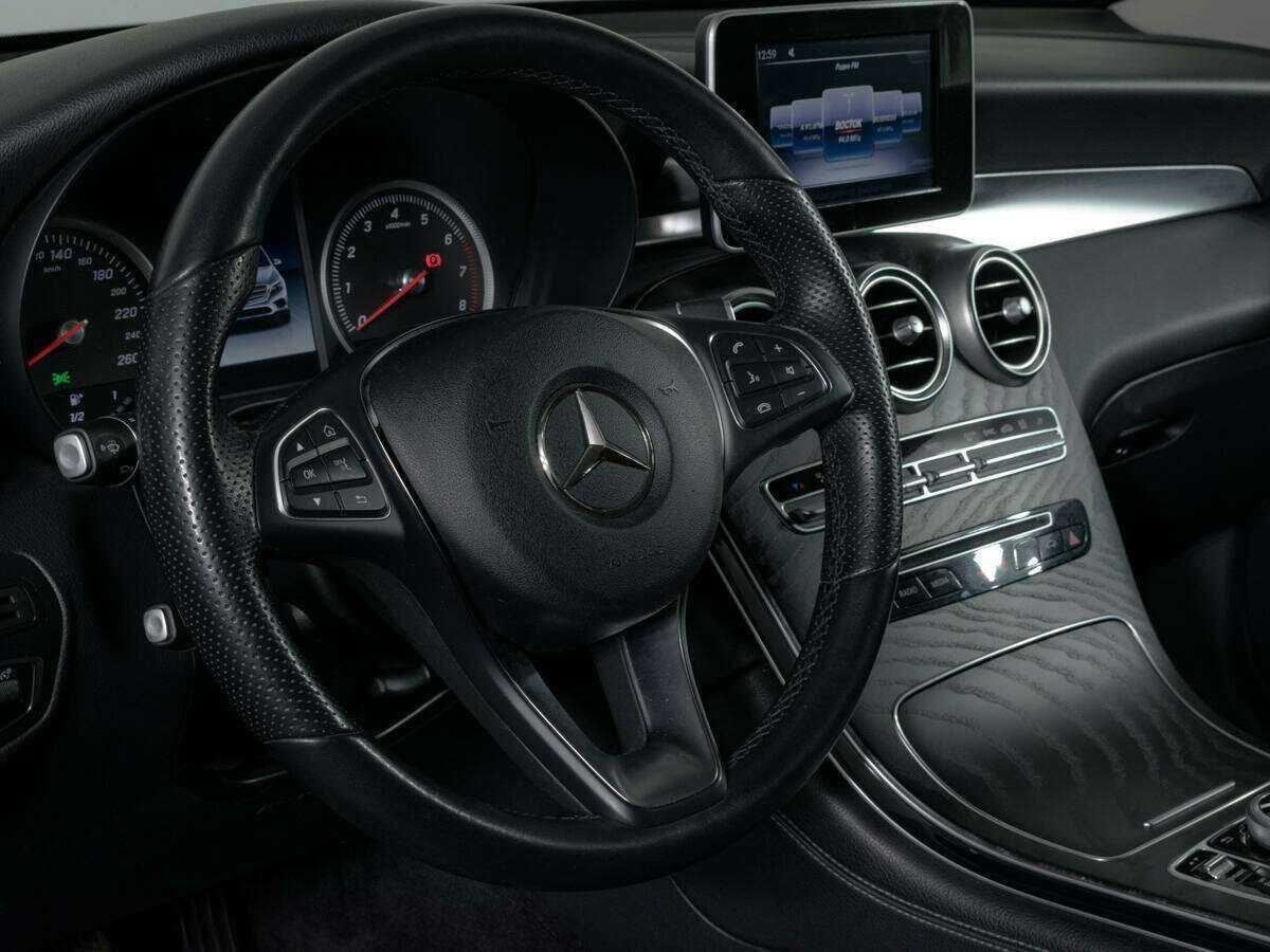 Купить Mercedes-Benz GLC с пробегом. Фото: #13