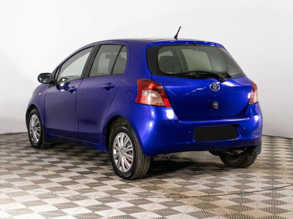 Купить Toyota Yaris с пробегом. Фото: #6