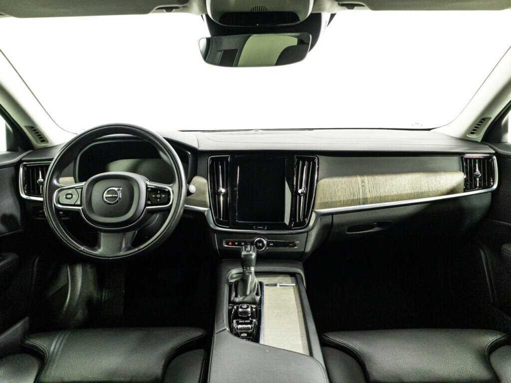 Купить Volvo S90 с пробегом. Фото: #12